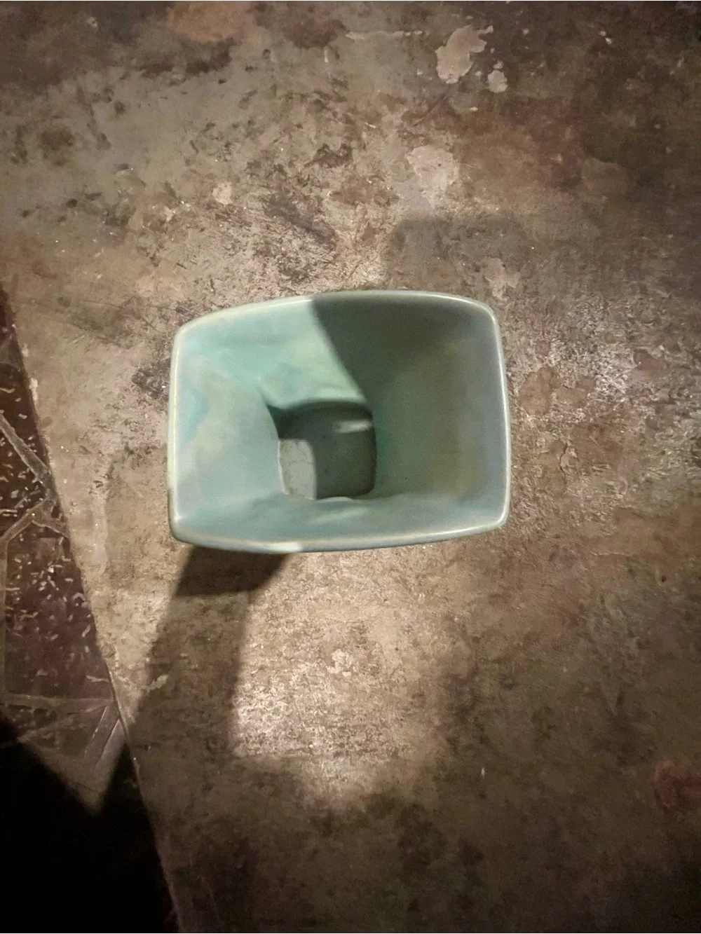 Roseville Silhouette Pottery Planter Pristine Condition